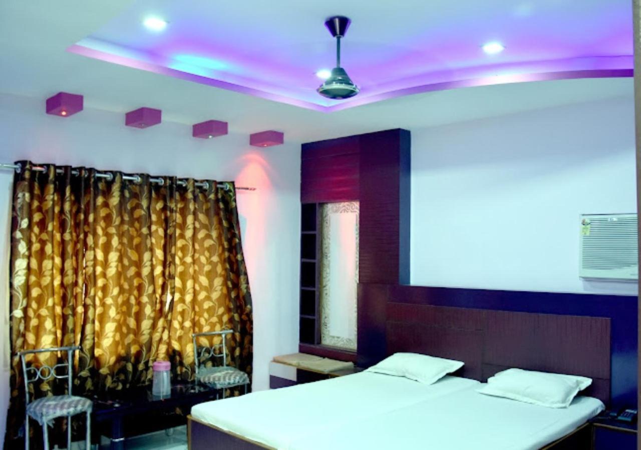 Hotel Roshan Bénarès Extérieur photo