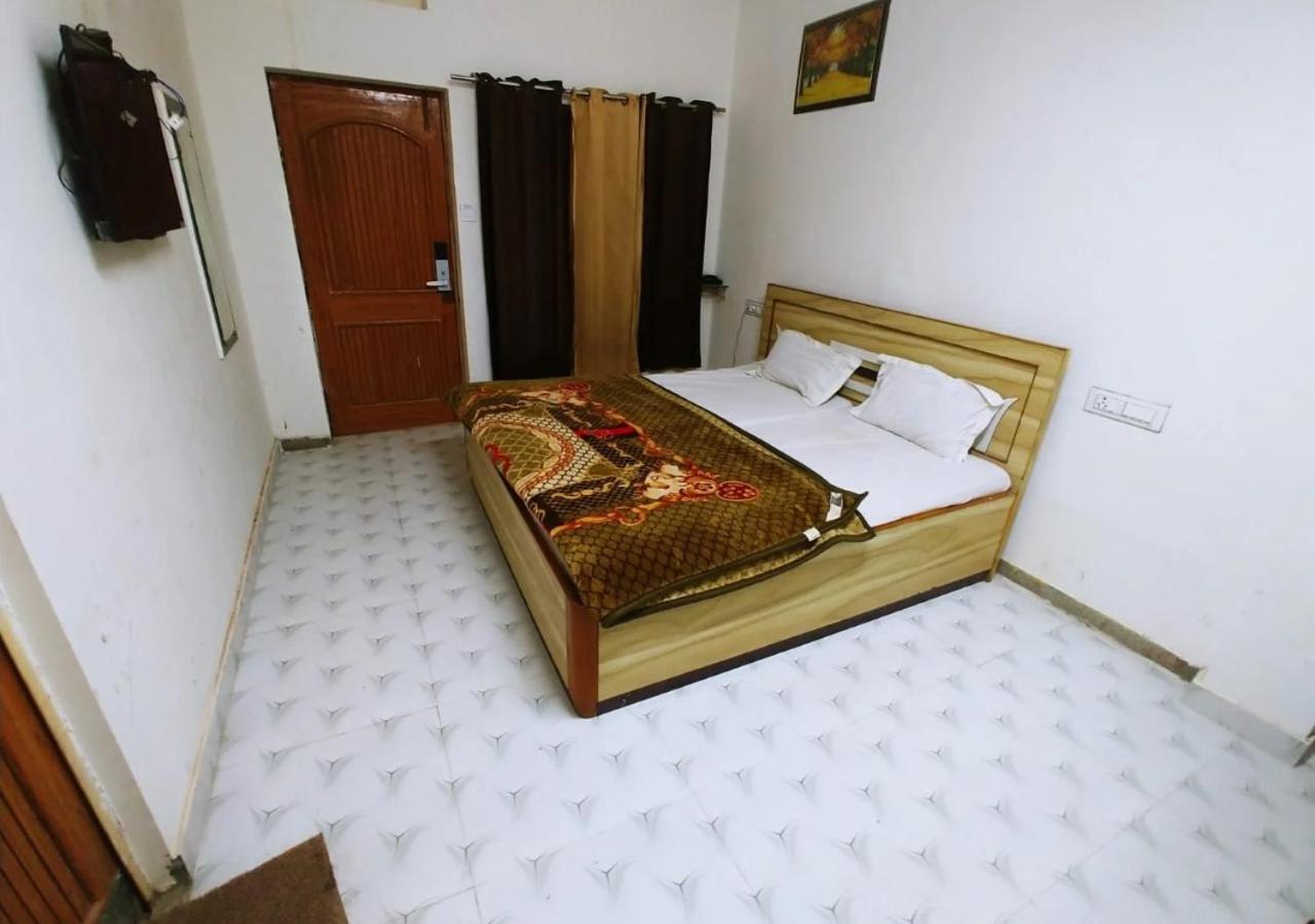 Hotel Roshan Bénarès Extérieur photo