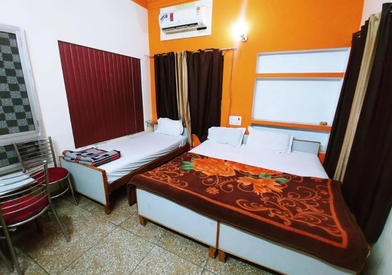 Hotel Roshan Bénarès Extérieur photo