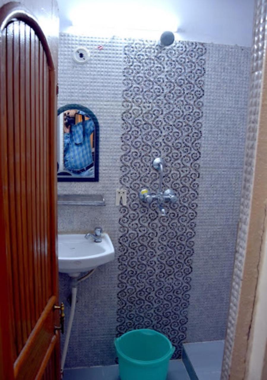Hotel Roshan Bénarès Extérieur photo